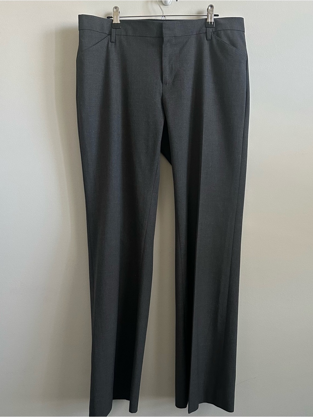 GAP Women’s perfect trousers in dark grey
